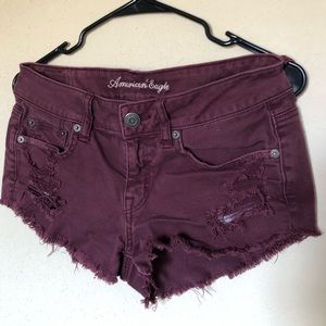 American Eagle maroon distressed shorts sz 4